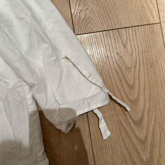 Aritzia Babaton off the shoulder blouse - Picture 5 of 7